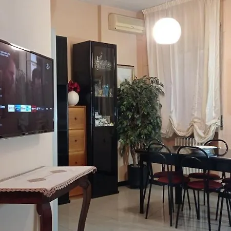 La Casa Di Miretta * كييتي