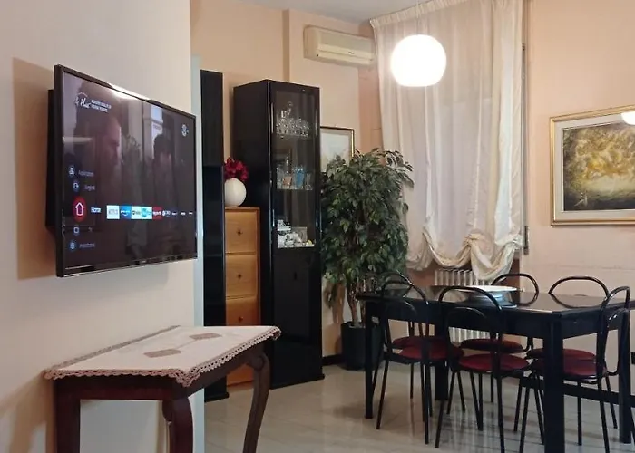 La Casa Di Miretta * كييتي